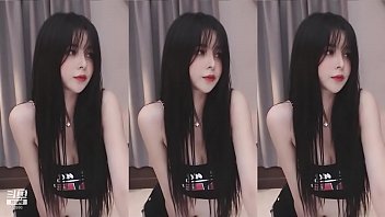 Em Gái Trung Quốc Uốn éo Thân Hình Mảnh Mai Quyến Rũ