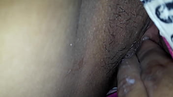 Gadis Desi Yang Menggoda