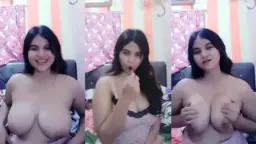 Ratna Lies Diana Meremas Dan Menggoda Payudara Uting Dengan Penuh Gairah