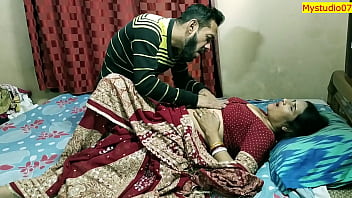 Bokep India: Bhabhi Hot Mesum Dengan Teman Dekat Suami, Suara Desahan Merintih!