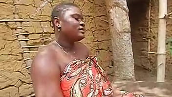 Dia Menangkapku Berhubungan Intim Dengan Saudara Tiriku Di Rumah Nenek Tiriku, Lalu Bergabung Dalam Nafsu Kami, Adegan Berdosa Di Suatu Tempat Di Afrika Bagian 2