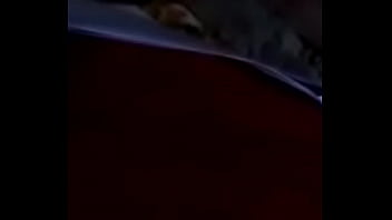 Bicara Kotor Sambil Meremas Diri Sendiri