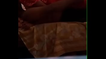 Istri Desi Menggoyang Di Atas Ranjang