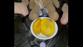 Gila Dan Aneh: Adik Tiri Seksi Masturbasi Dengan Makanan – Putih Salju Arab Amatir Di Los Angeles-amerika-2025-fetish Ekstrem Porno Muslim Saudi