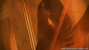 Posisi Ranjang India Yang Menggoda Dan Penuh Nafsu