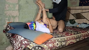 Bhabhi Ko Ghar Mein Raat Bhar Zor Zor Se Chudai Ki Awazein. Stepsister Ki Badi Chudai Ka Maza.