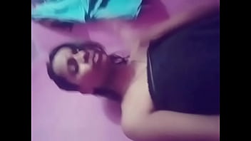 Gadis-gadis India Yang Menggoda Dengan Lekuk Tubuhnya Yang Mempesona