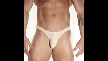 Cowok Dan Cewek Ngobrol Mesra Dengan Bahasa Hindi