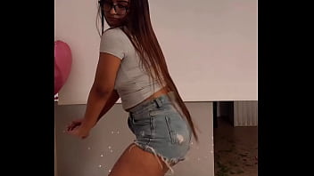 Pantat Desi Bikin Kontol Keras