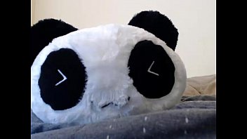 Helena73 Menggoda Dengan Membuka Celah Di Kamera Live