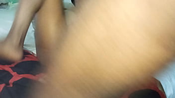 Gadis Arab Yang Menggoda Dengan Lekuk Tubuh Mempesona