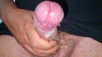 Saat Istri Jalang Selingkuh Dengan Teman Anaknya, Dia Malah Memamerkan Kontol Besarnya Ke Ibu Sahabatnya Lewat Video Call – Kisah Nyata Skandal Italia