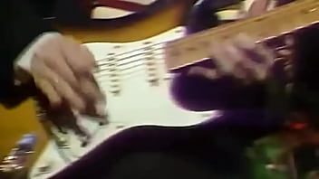 Gitaris Seksi Eric Johnson Menggoyang Austin Texas Dengan Performa Panas Di Tahun 1988