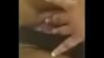 Desi Yang Menggoda Kembali Beraksi