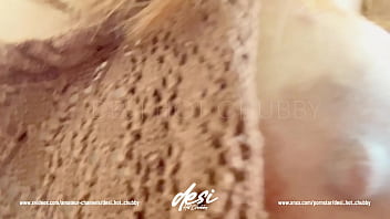 Gadis Desi India Montok Dengan Payudara Besar Telanjang Dan Menggoda Di Alam Terbuka