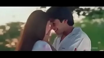 Gadis India Yang Menggoda Dengan Sensualitasnya Yang Membara