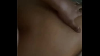 Gadis Oriental Yang Menggoda