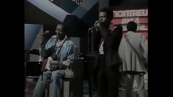 Gelora Lumpur: Malam Panas Di Panggung 1974