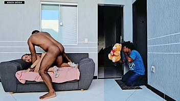 Kekasihku Yang Bodoh Memberiku Hadiah Romantis, Tapi Malah Menemukanku Tengah Digerogoti Kakaknya Di Hari Valentine – Lebih Baik Kau Sodok Saja Pantatku Dengan Kontol Besar