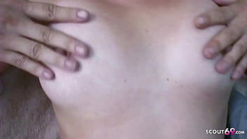 Nenek Tiri Yang Matang Menggoda Hingga Ditiduri Cucu Tirinya Dalam Adegan Amatir Yang Panas