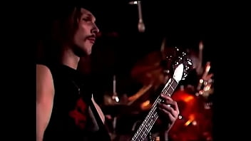 Senggama Panas Scorpions Di Panggung 1977