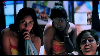 Gadis Nakal Nonton Video Mesum – Adegan Panas – Zehreeli Nagin [2012] – Dub Hindi