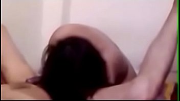 Desi Pengantin Baru Mesum Di Kamar Honeymoon – Adegan Panas Dan Liar