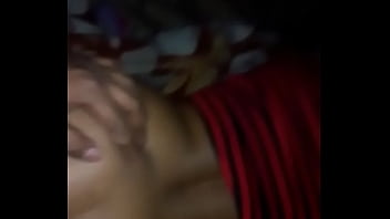 Gadis India Yang Menggoda Dengan Lekuk Tubuhnya Yang Memikat