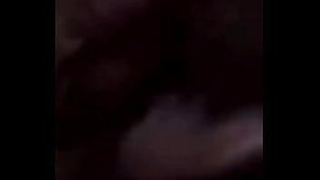 Blac China Mencoba Lip Glos Barunya Yang Menggoda