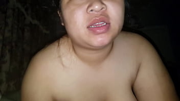 Asiática Mamando Pene