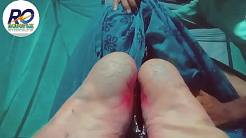 Desi Biwi Ki Chudai Doggy Style Mein, Saree Utarte Hue