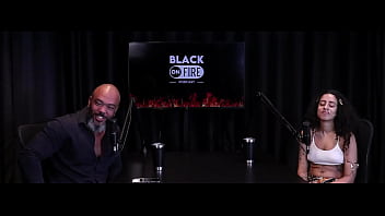 Suka Gemuk, Ingin Tetap Lajang, Gila Ingin Anal, Dan Mainan Seks Warisan Dari Ibu… – Bibi Hourani (tonton Di: Sheer/red)