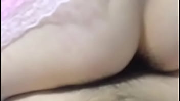 Gadis Oriental Yang Menggoda