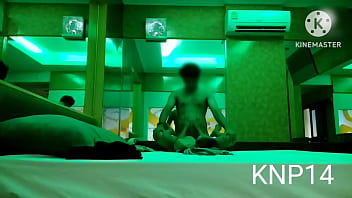 Ibu Thailand Mungil Dapat Jilatan Terbang Dan Creampie