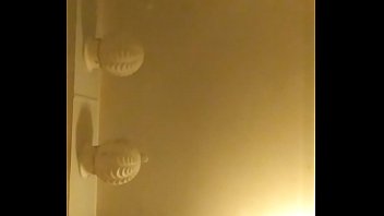 Miss Kelsee Yang Panas Memberikan Blowjob Menggairahkan Sebelum Membungkuk Di Bak Mandi Dan Memuaskan Hasratnya Dengan Penuh Sperma