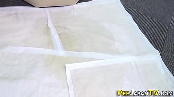 Ibu-ibu Jepang Yang Menggoda Mengeluarkan Cairan Panas