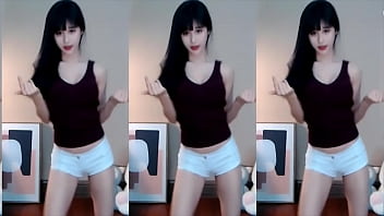 Cô Nàng Trung Quốc Uốn éo Vòng Vòng