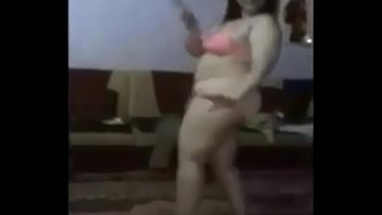 Tarian Arab Yang Menggoda Dan Membara