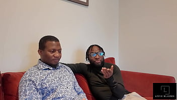 Hidup Bersama Livie Yang Menggairahkan