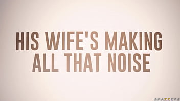 Istri Tetangga Menggila Di Ranjang – Izzy Lush / Brazzers / Tonton Adegan Panasnya Di Www.brazzers.promo/noi