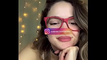 Tarian Rusia Yang Menggoda Dan Downblouse Menggiurkan Di Bigo