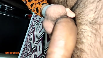 Gadis Belia Yang Baru Menikah Memberikan Kenikmatan Tangan Pada Suaminya Dengan Suara Hindi Yang Menggairahkan