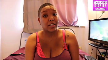 Tips Panas Untuk Cam Girls: Cara Menggoda Dan Menggairahkan Penonton Di Live Cam