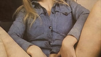 Fantasi Mesum Dengan Adik Tiri Bergaya Retro