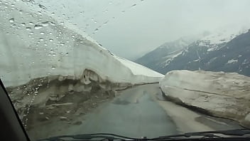 Tubuh Seksi Yang Menggoda: Sensasi Erotis Dari Tanah Bollywood