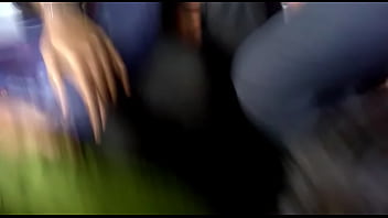 Desi Dengan Pantat Montok Yang Menggoda