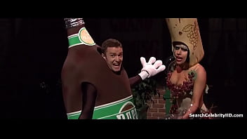 Gadis Gaga Menggoda Di Panggung Malam Minggu 1976-2016