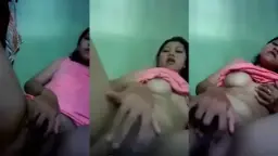 Gadis Kampung Dengan Payudara Montok Mengocek Memek