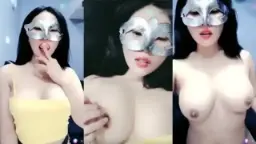 Jena Yasmin Live Hot, Toket Gede Menggoda