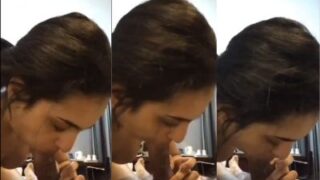 Sekretaris Muda Menggoyang Dunia Dengan Aksi Blowjob Panas Untuk Bosnya